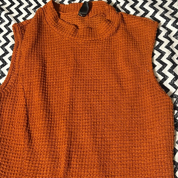 Turtle neck - Picture 2 of 4